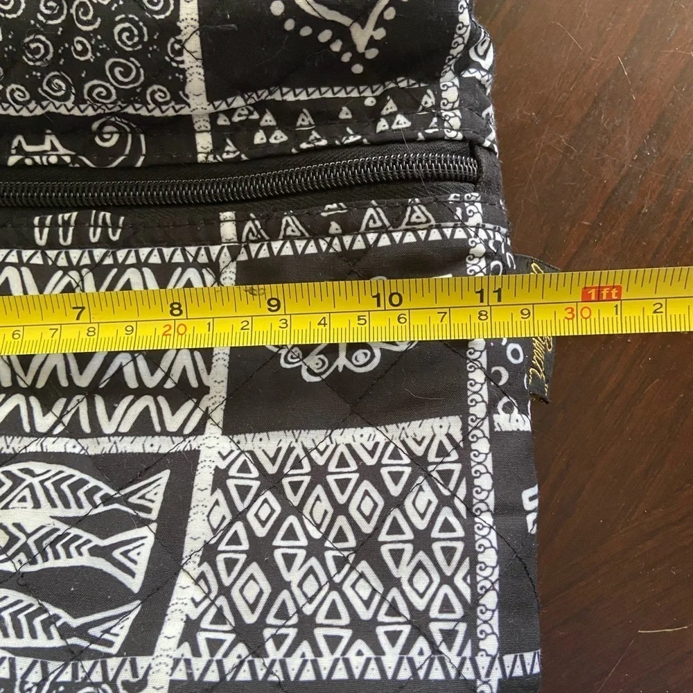 Laurel Burch Black and White Cats Animals Stamp Pattern Quilted Crossbody Purse